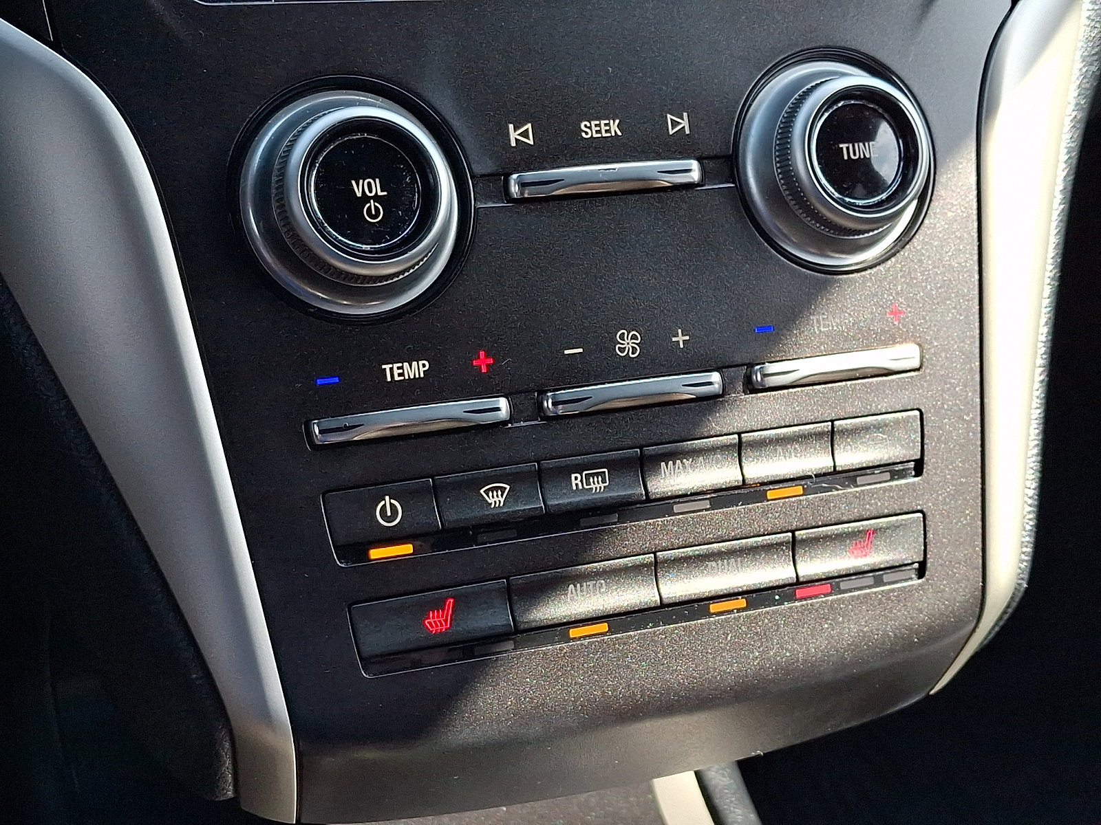 Used 2018 Lincoln MKC Premiere image 15