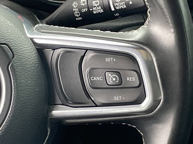 Used 2022 Jeep Wrangler Unlimited Sahara image 14