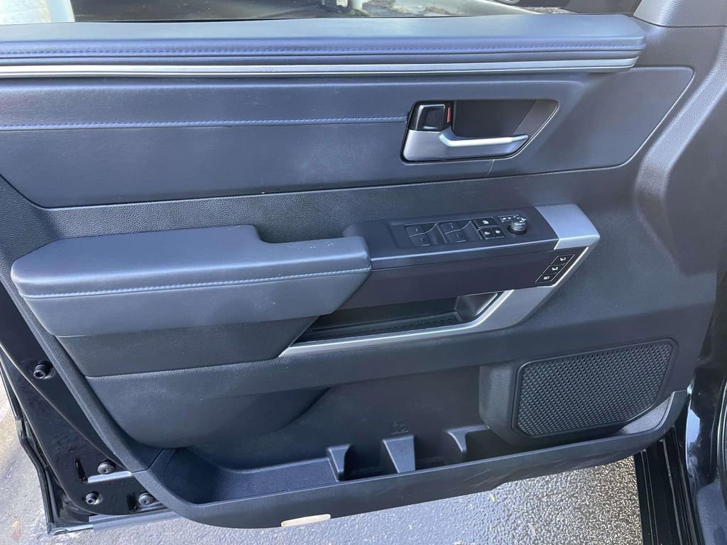Used 2023 Toyota Tundra Platinum image 25