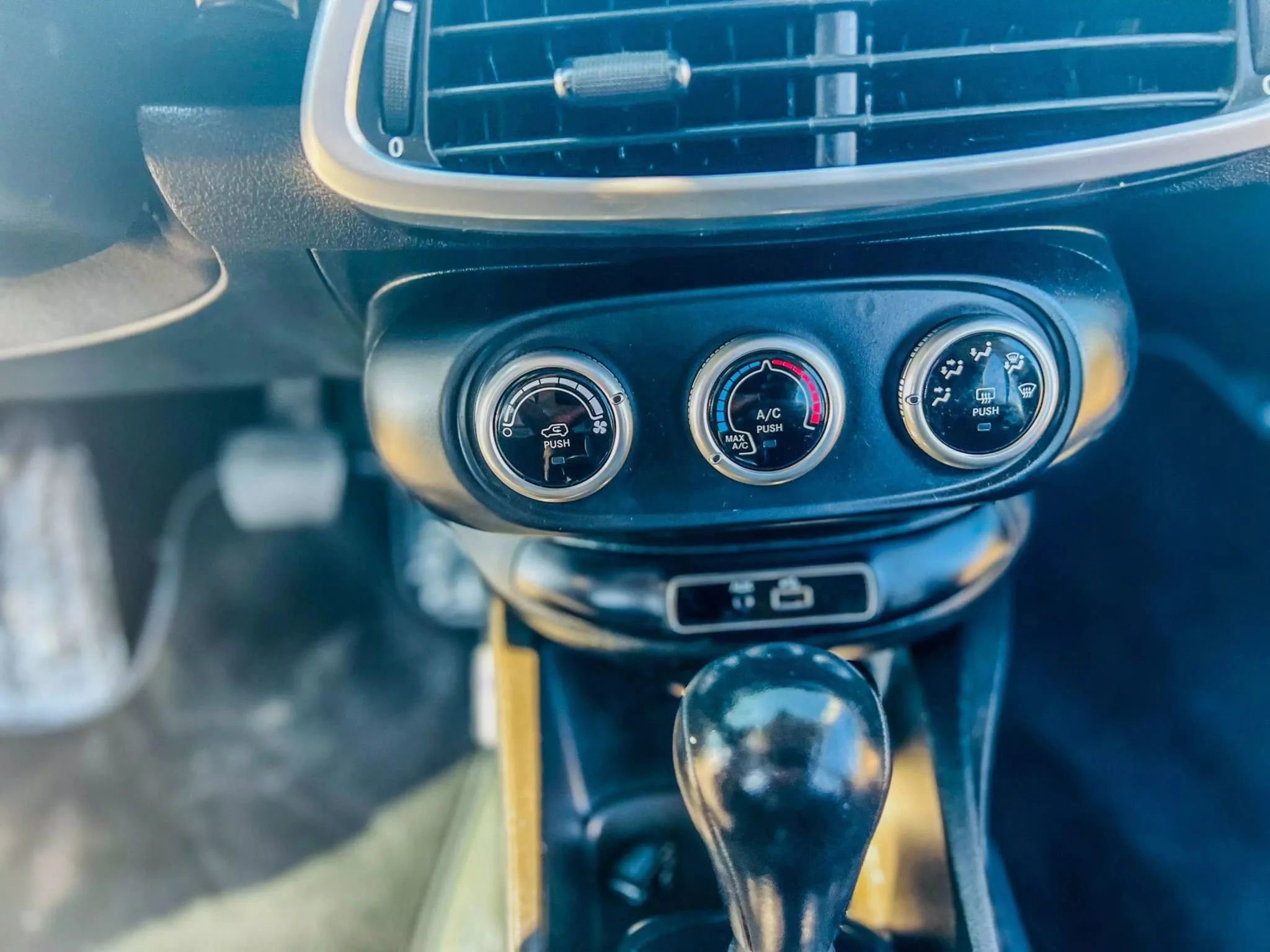 Used 2016 FIAT 500X Easy image 22