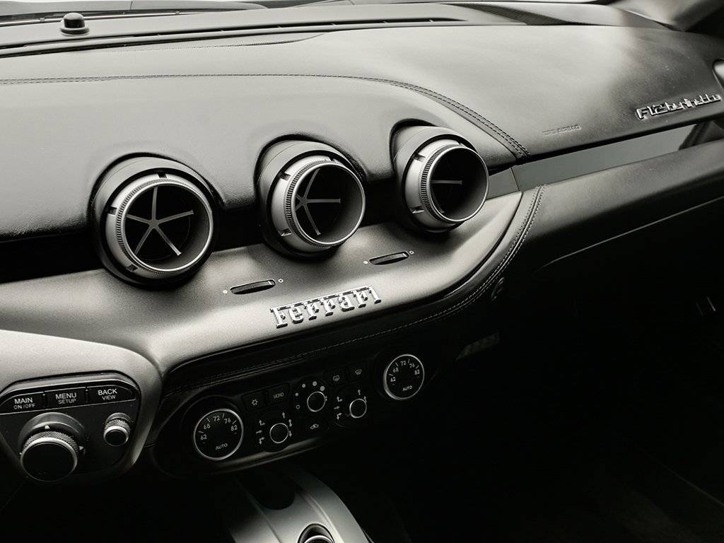 Certified 2014 Ferrari F12 Berlinetta image 24