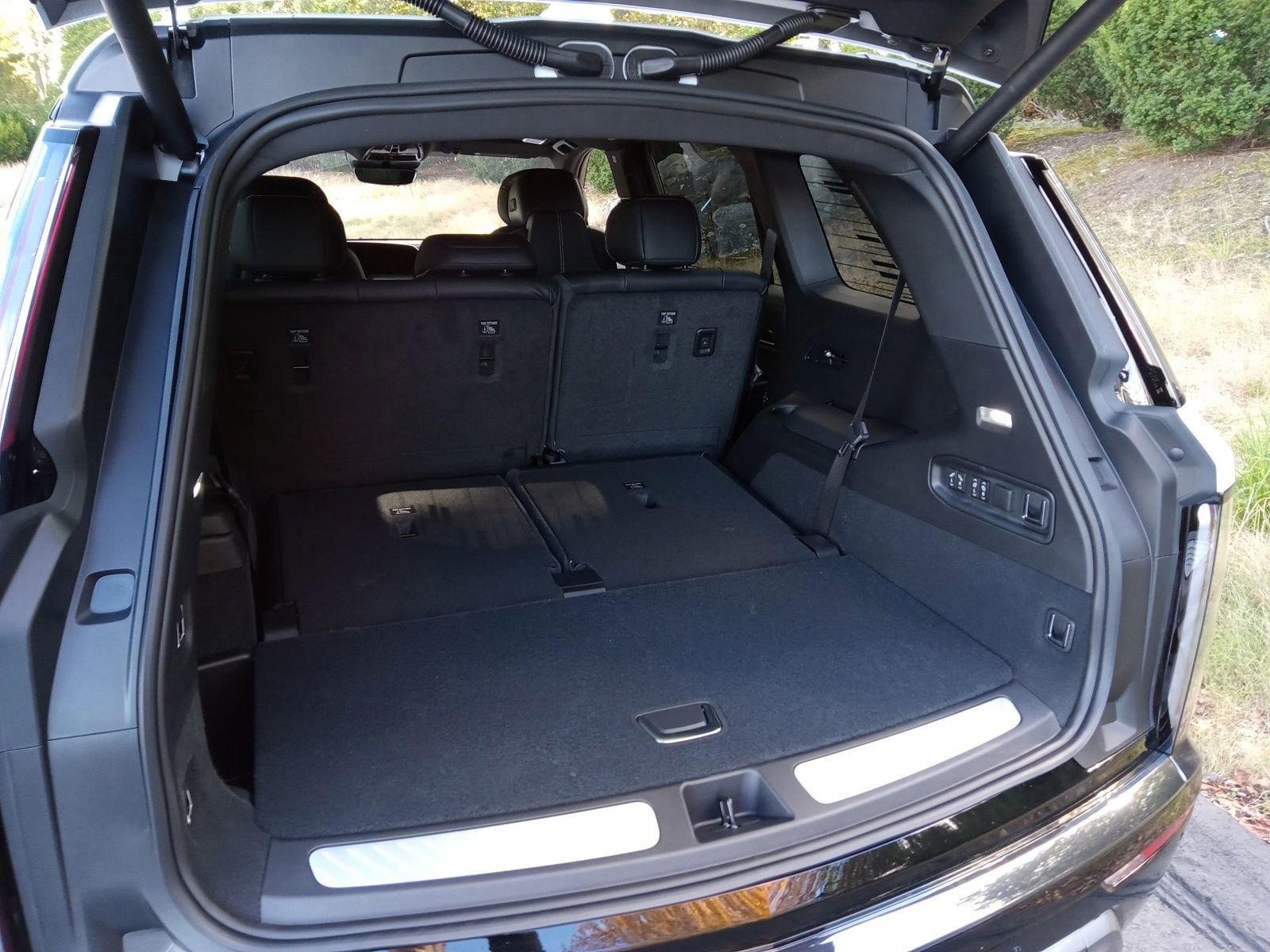 New 2026 Cadillac Vistiq Sport image 25