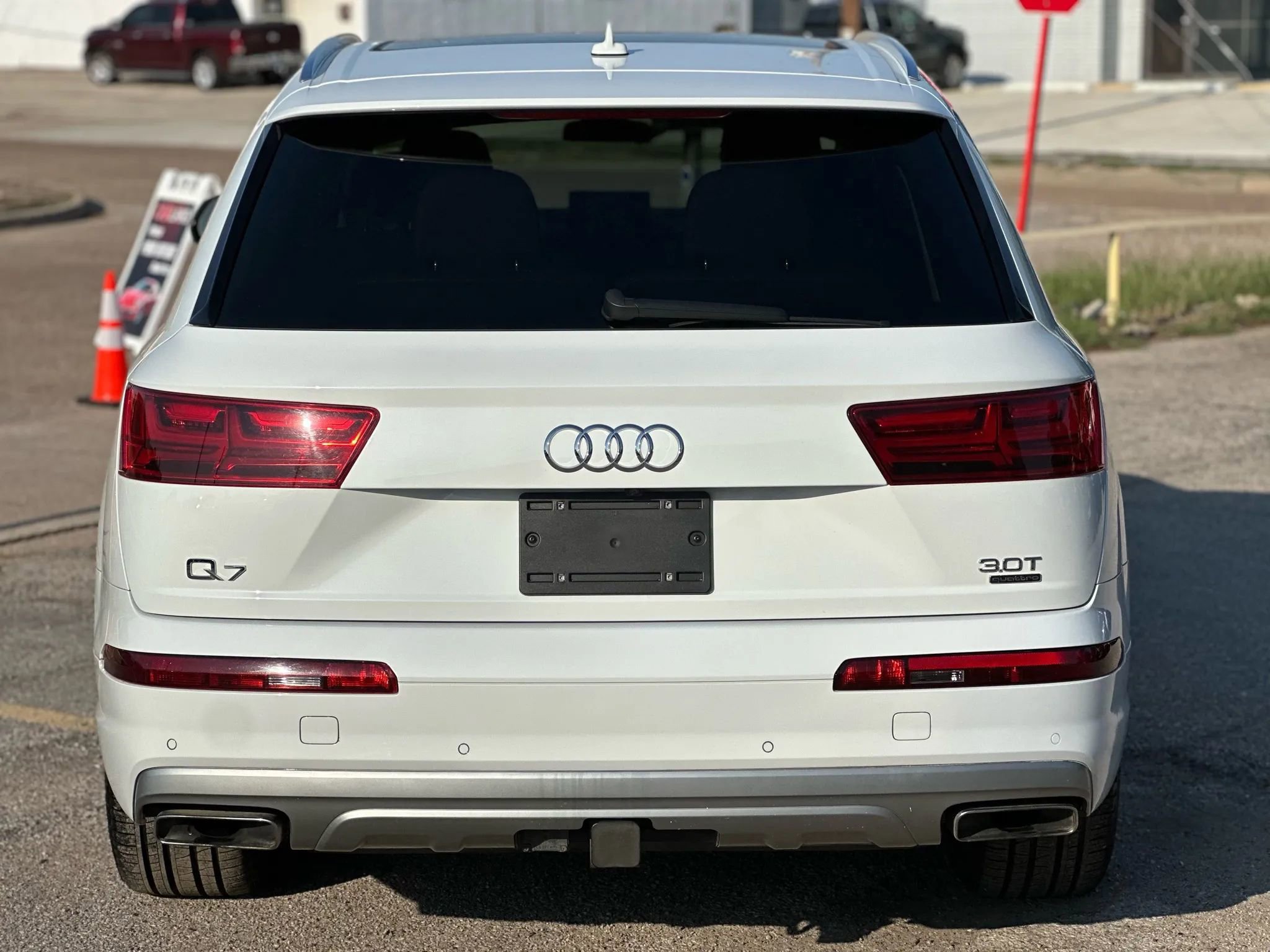 Used 2018 Audi Q7 3.0T Prestige w/ Prestige Package image 5