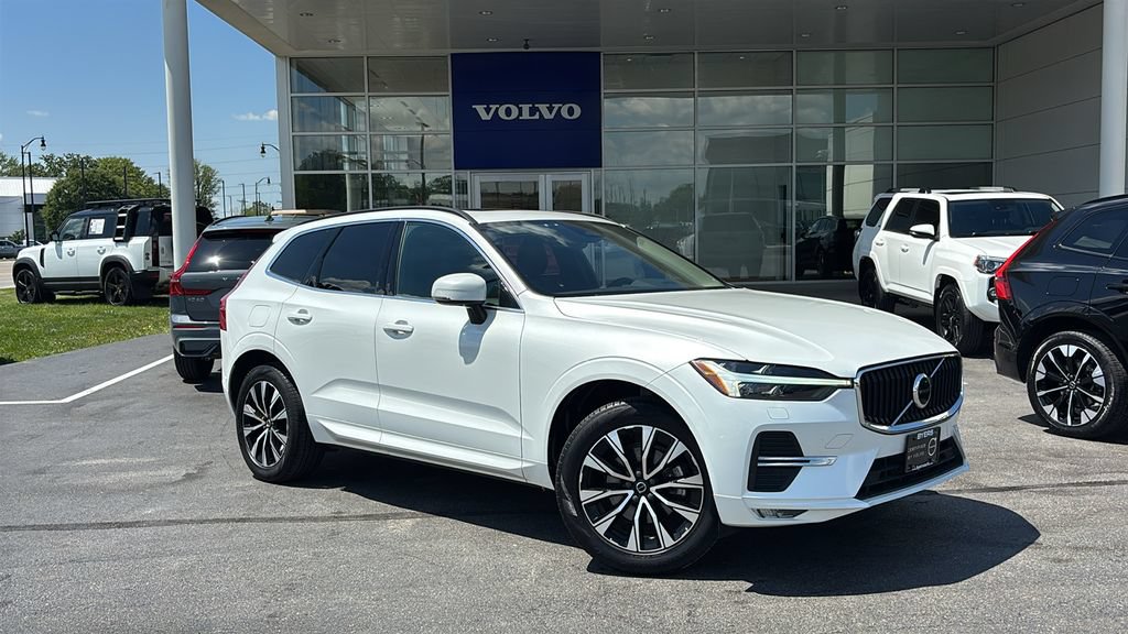 Certified 2023 Volvo XC60 B5 Core w/ Climate Package AWD/4WD image 2
