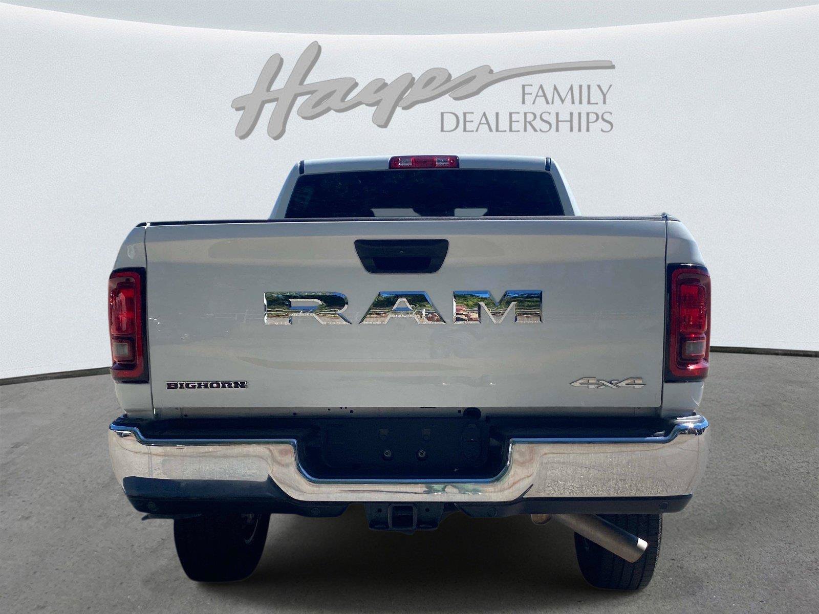 Used 2026 RAM 2500 Big Horn AWD/4WD image 4