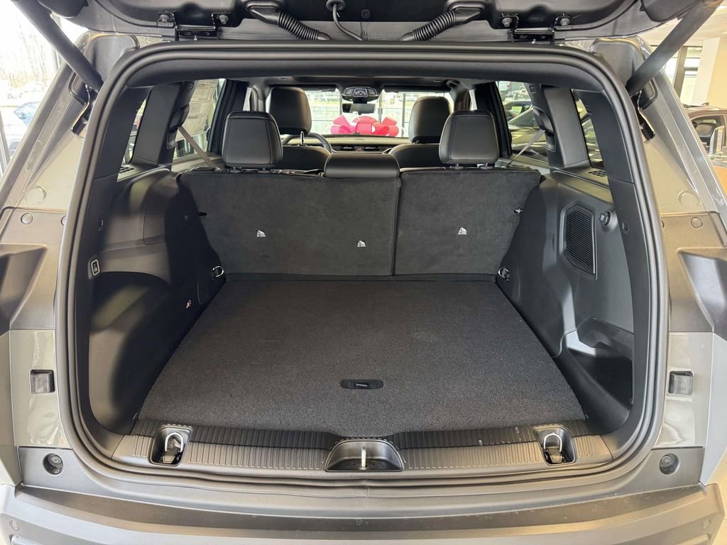 New 2026 Jeep Cherokee Overland image 13