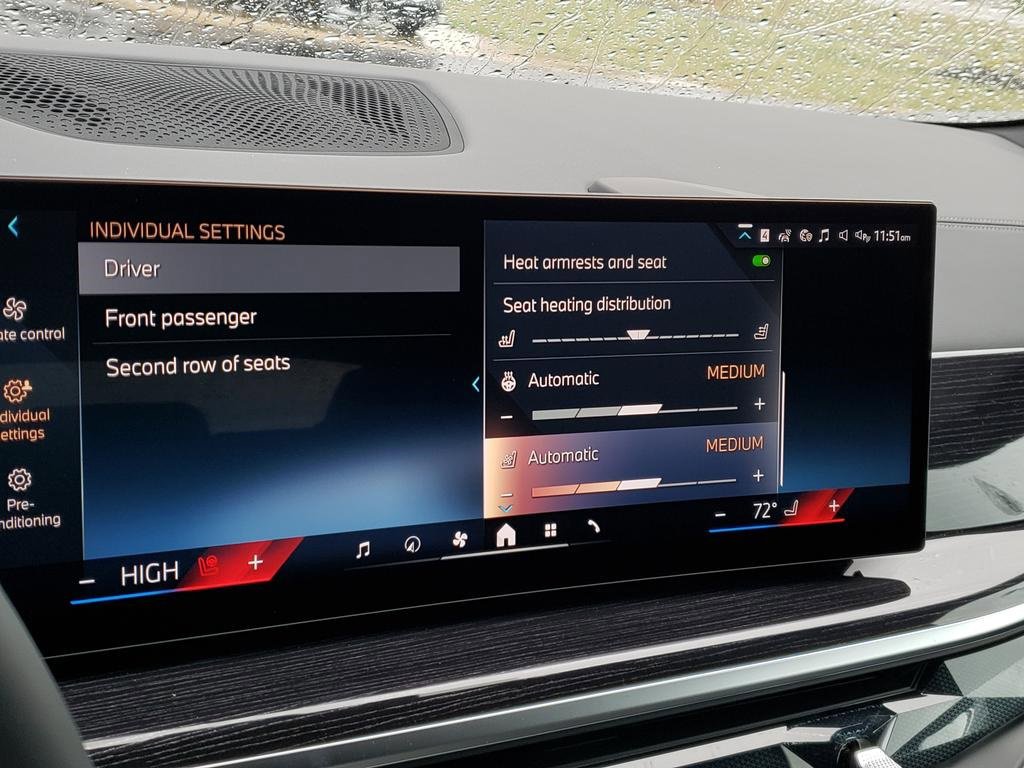 New 2026 BMW X6 xDrive40i image 11