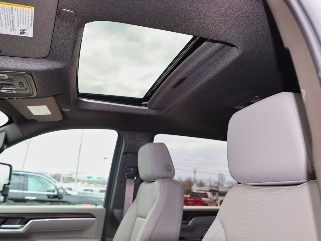 New 2026 GMC Sierra 2500 SLT w/ SLT Premium Package image 8