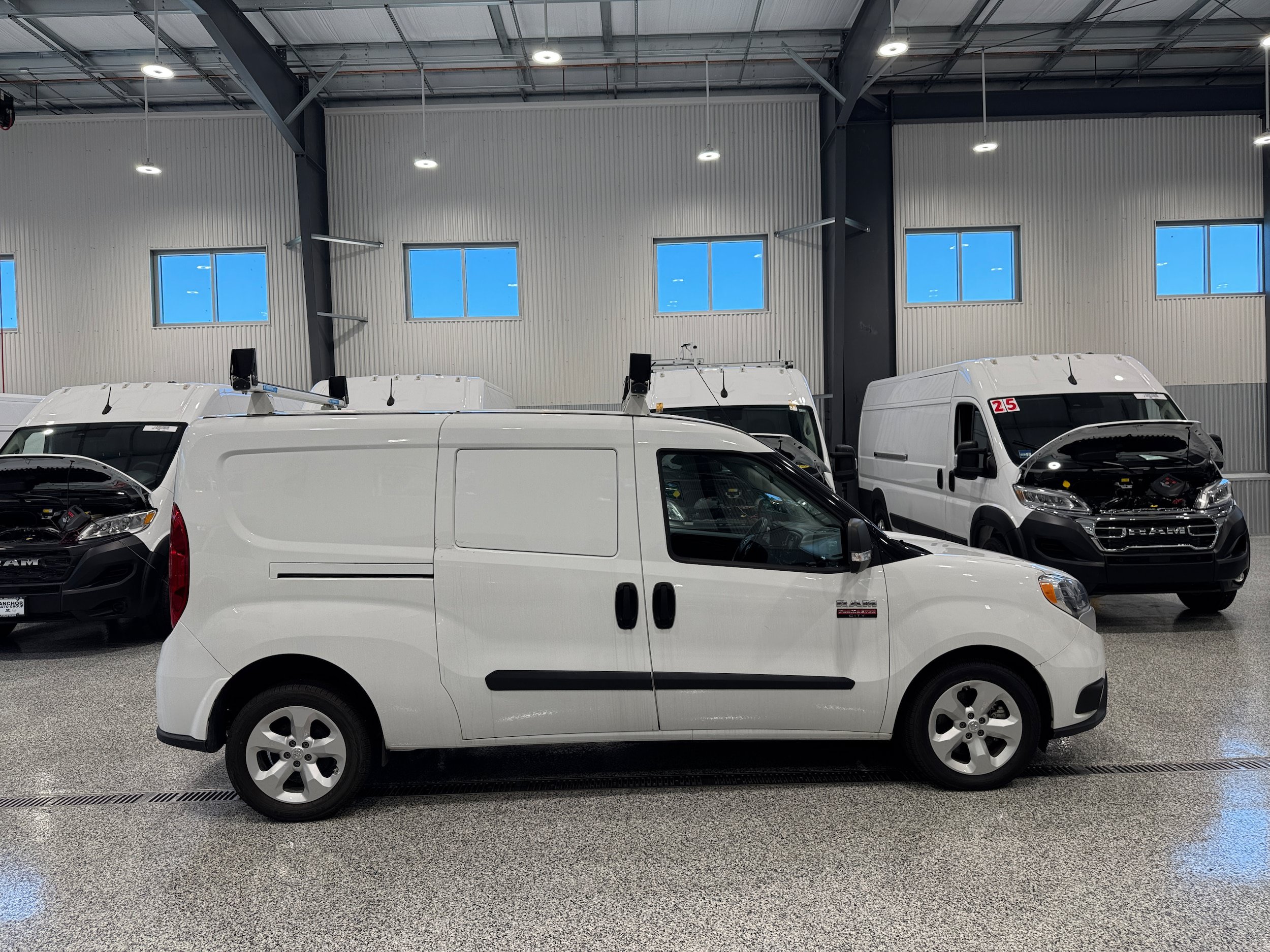Used 2022 RAM ProMaster City Tradesman w/ Lights & Wheels Group FWD image 4