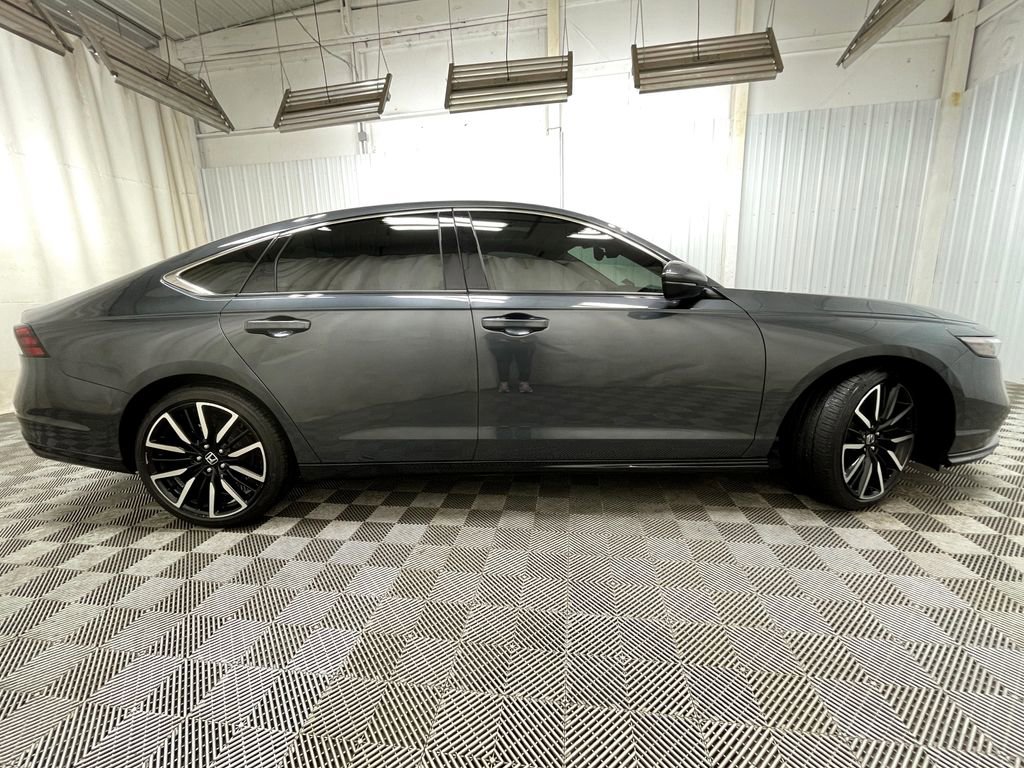 Used 2024 Honda Accord Touring image 22