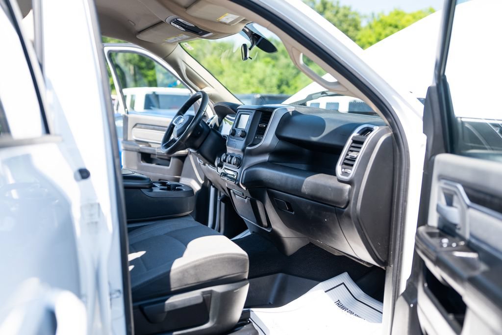 Used 2019 RAM 3500 Big Horn w/ Protection Group AWD/4WD image 12