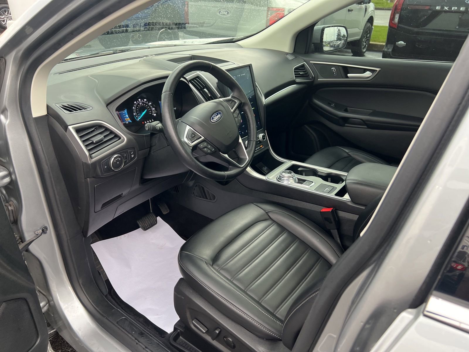 Used 2022 Ford Edge SEL w/ Convenience Package AWD/4WD image 23