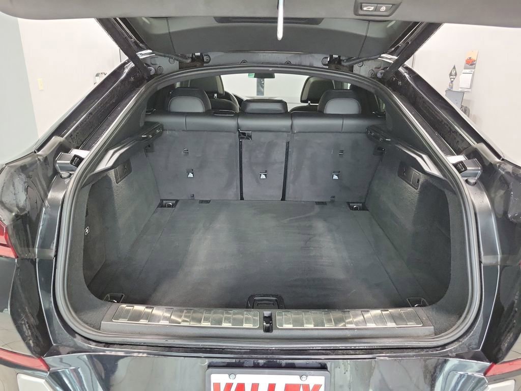 Used 2023 BMW X6 xDrive40i image 11