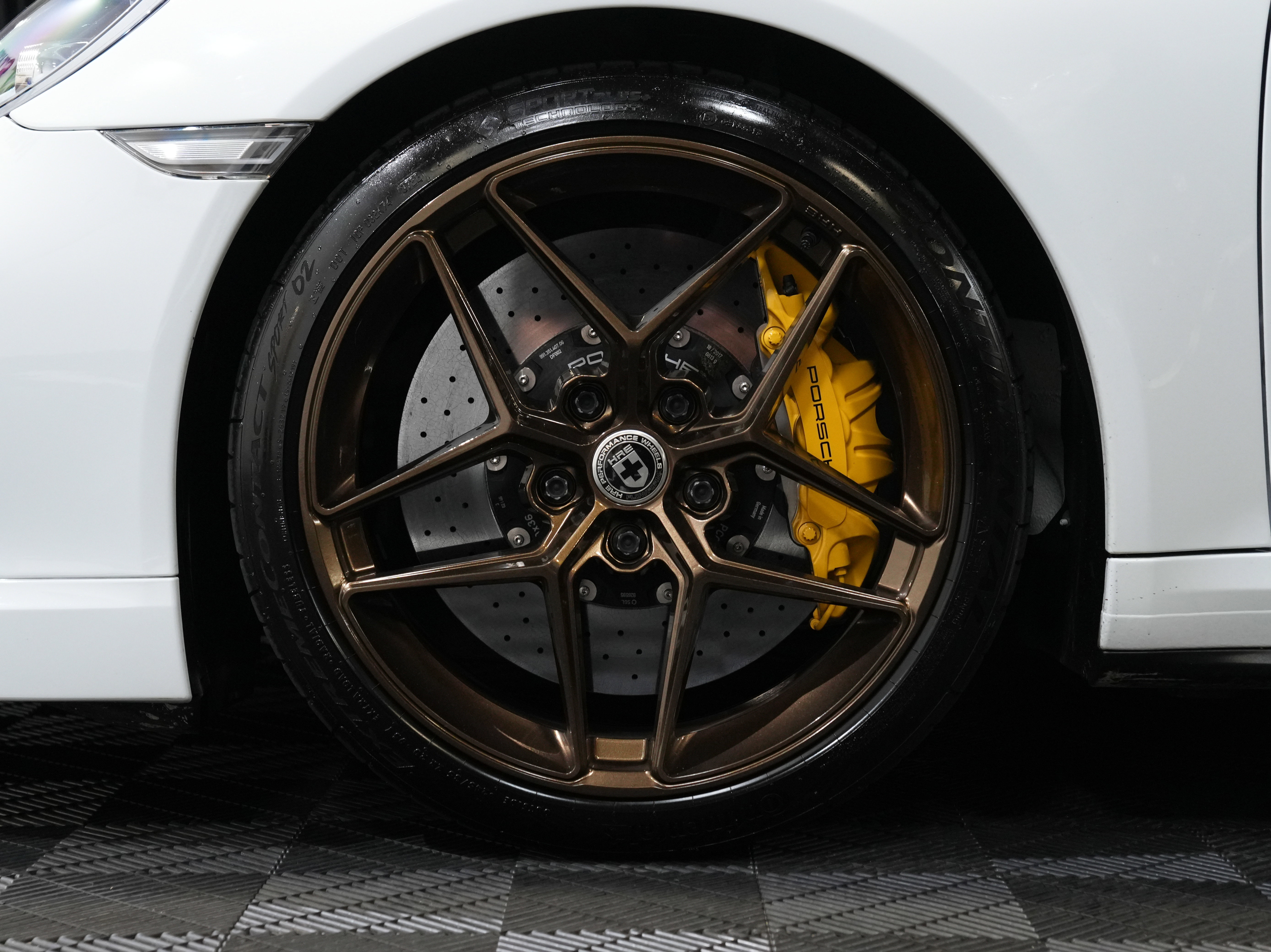 Used 2018 Porsche 911 Turbo S image 48