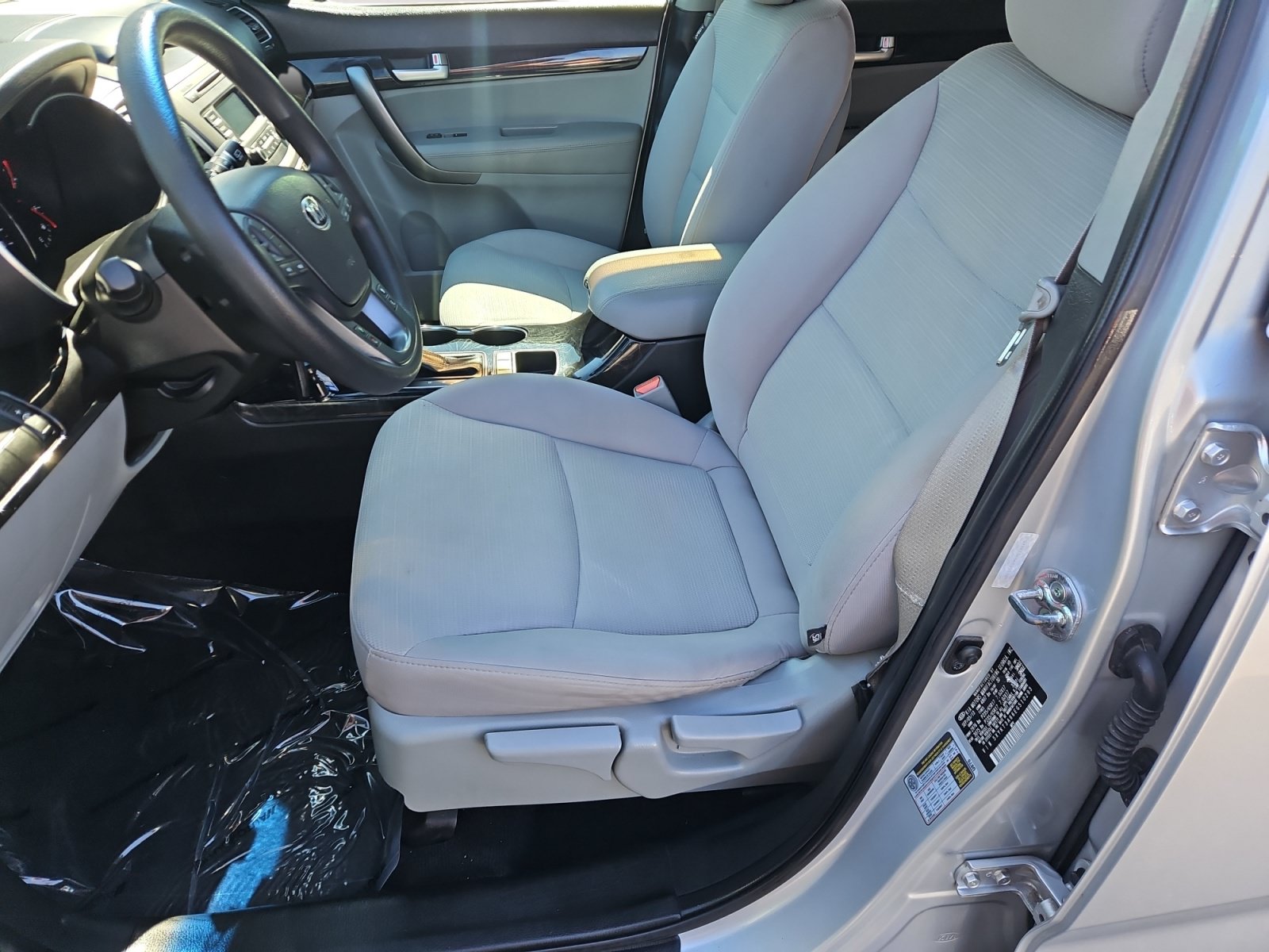 Used 2014 Kia Sorento LX FWD image 9