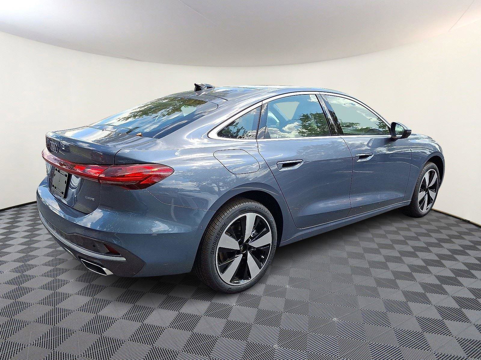 New 2025 Audi A5 2.0T Prestige image 6