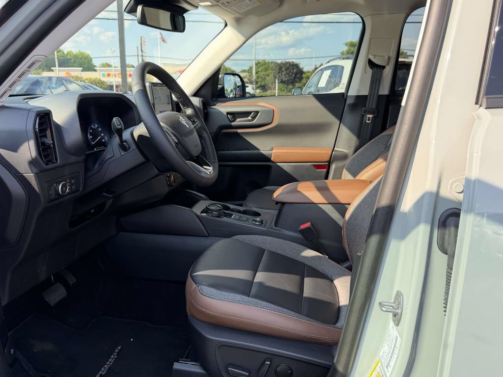 Used 2022 Ford Bronco Sport Outer Banks AWD/4WD image 18