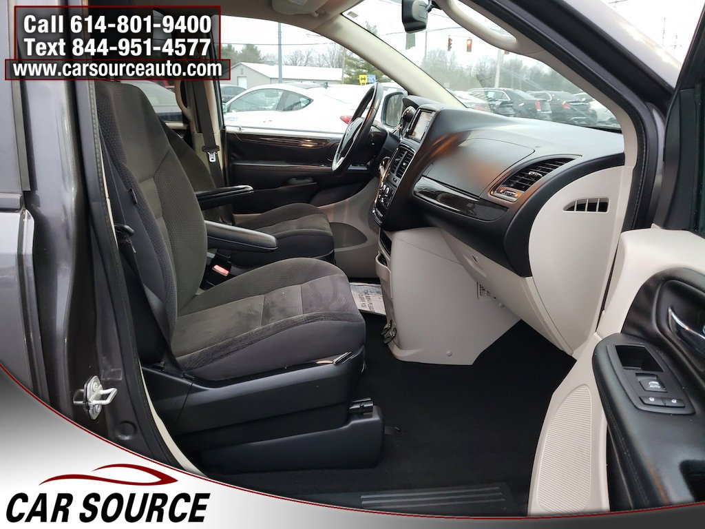 Used 2017 Dodge Grand Caravan SE w/ Power Window Group image 14