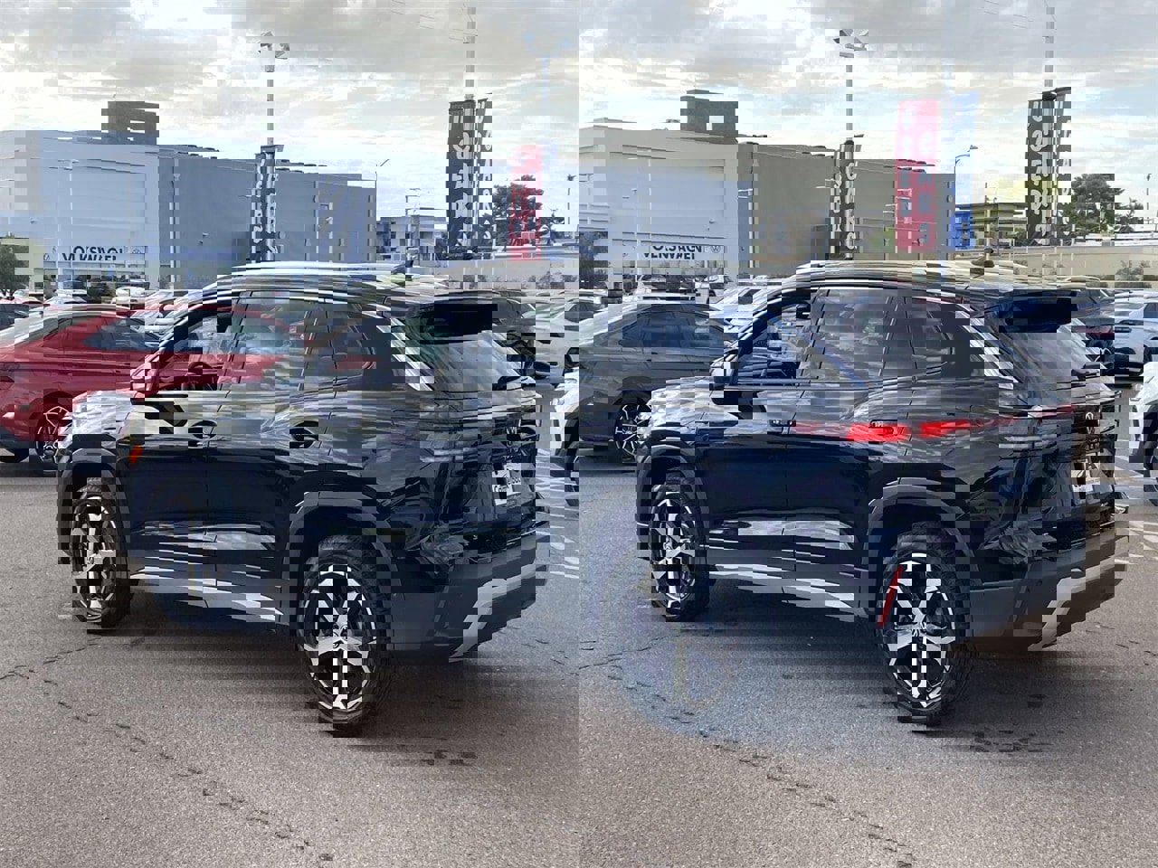 New 2025 Volkswagen Tiguan SE image 4