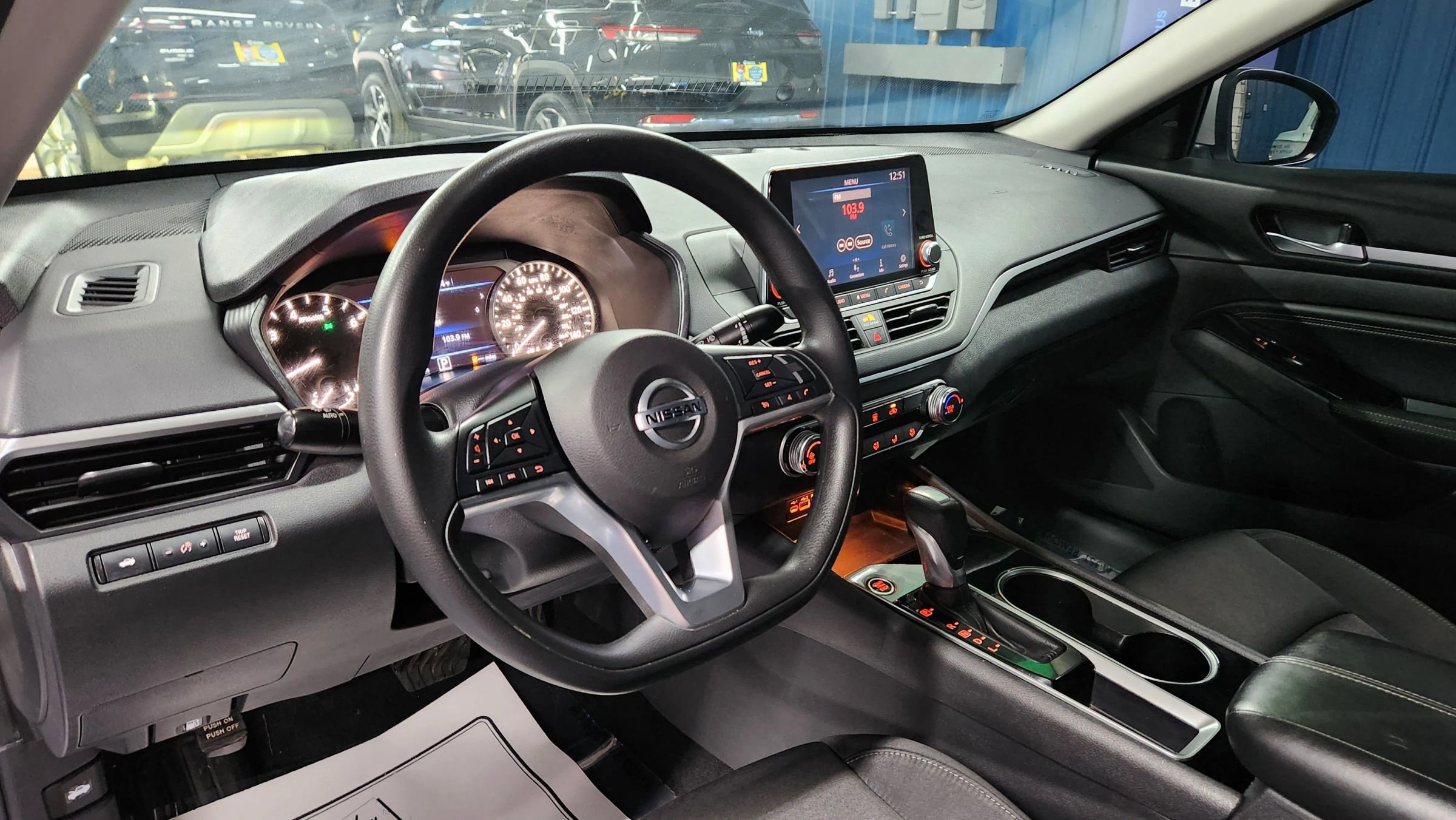 Used 2021 Nissan Altima 2.5 SV image 8