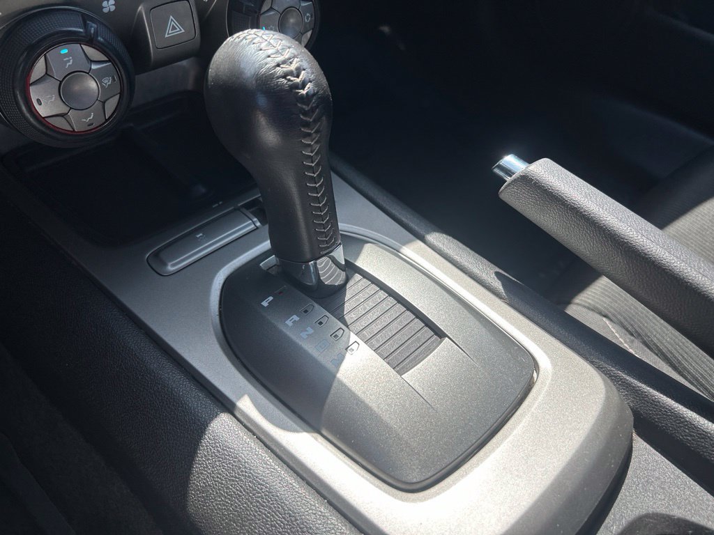 Used 2015 Chevrolet Camaro LT RWD image 26