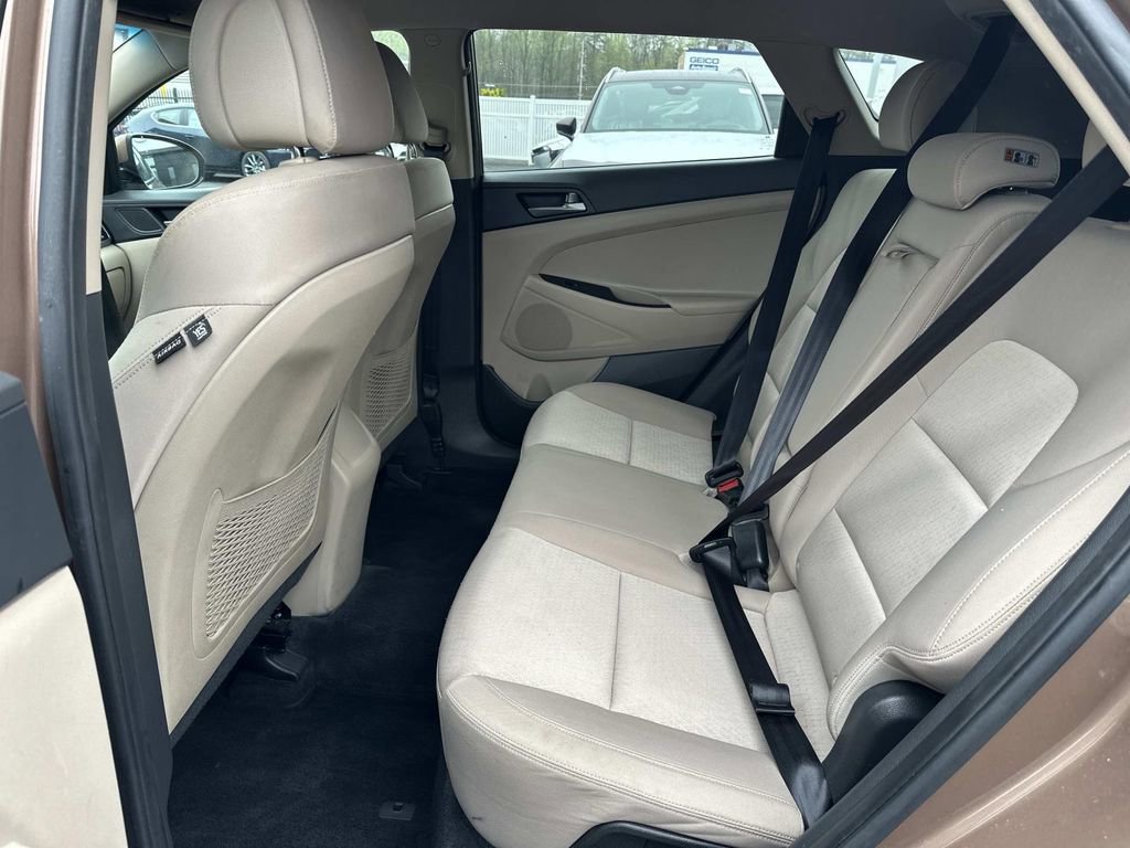 Used 2016 Hyundai Tucson SE image 27