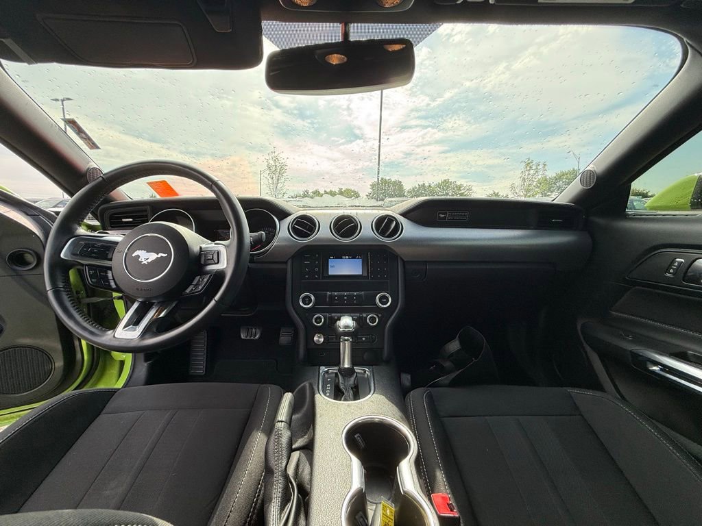 Used 2020 Ford Mustang GT w/ Black Accent Package RWD image 26