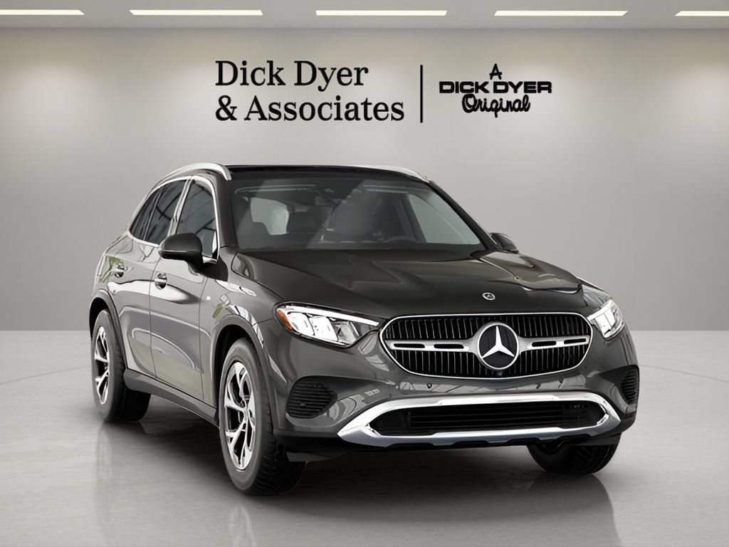 Used 2025 Mercedes-Benz GLC 350e 4MATIC video 1