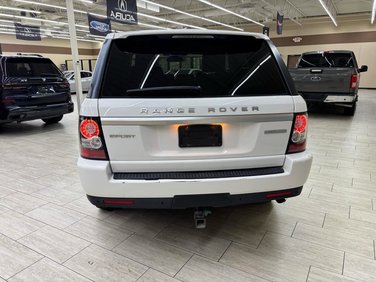 Used 2013 Land Rover Range Rover Sport HSE LUX AWD/4WD image 7