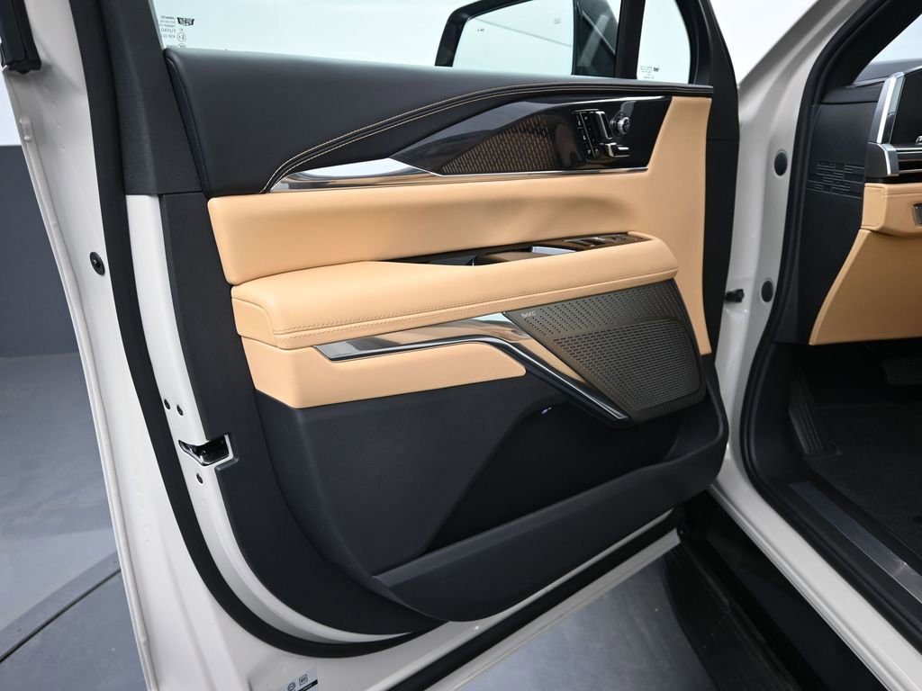 New 2026 Cadillac Escalade IQ Luxury 2 image 10