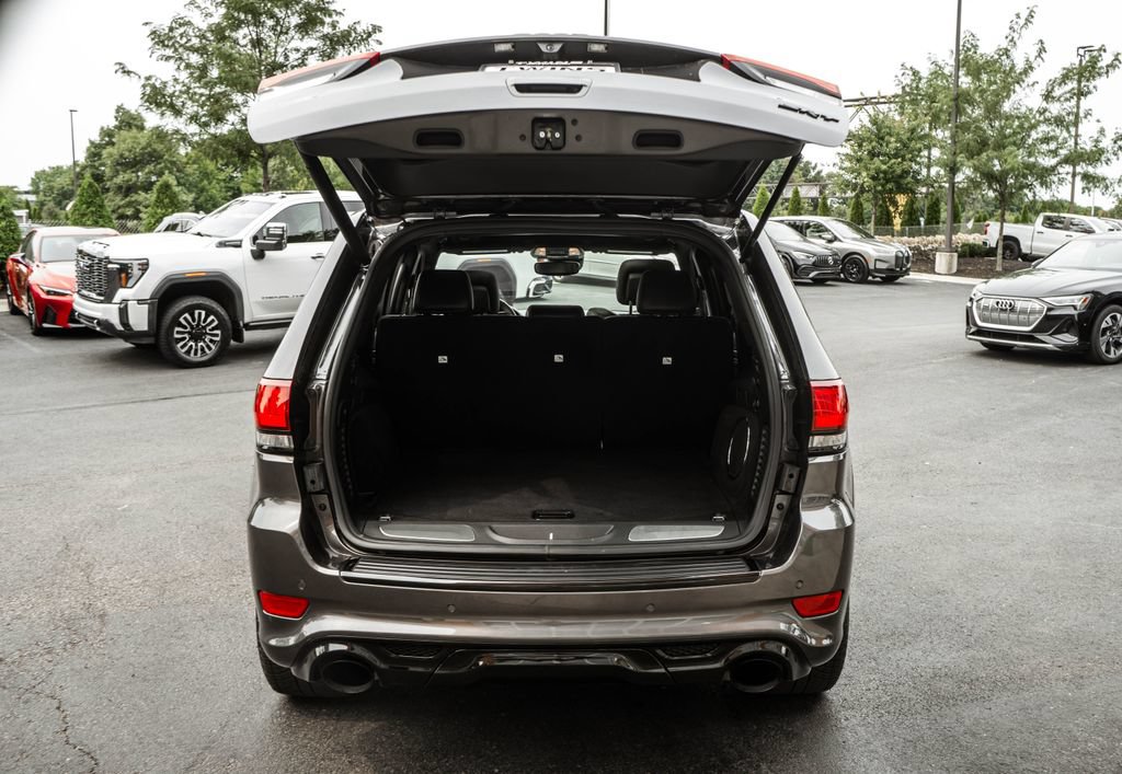 Used 2020 Jeep Grand Cherokee SRT AWD/4WD image 33