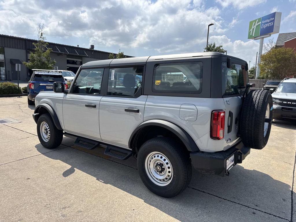New 2026 Ford Bronco 4-Door AWD/4WD image 3