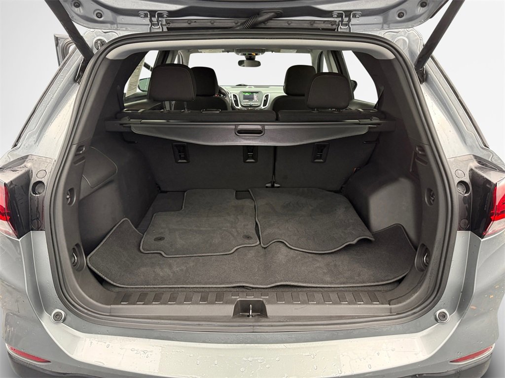 Used 2023 Chevrolet Equinox LT w/ Driver Convenience Package image 24