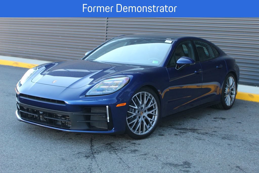 New 2026 Porsche Panamera 4 AWD/4WD image 1