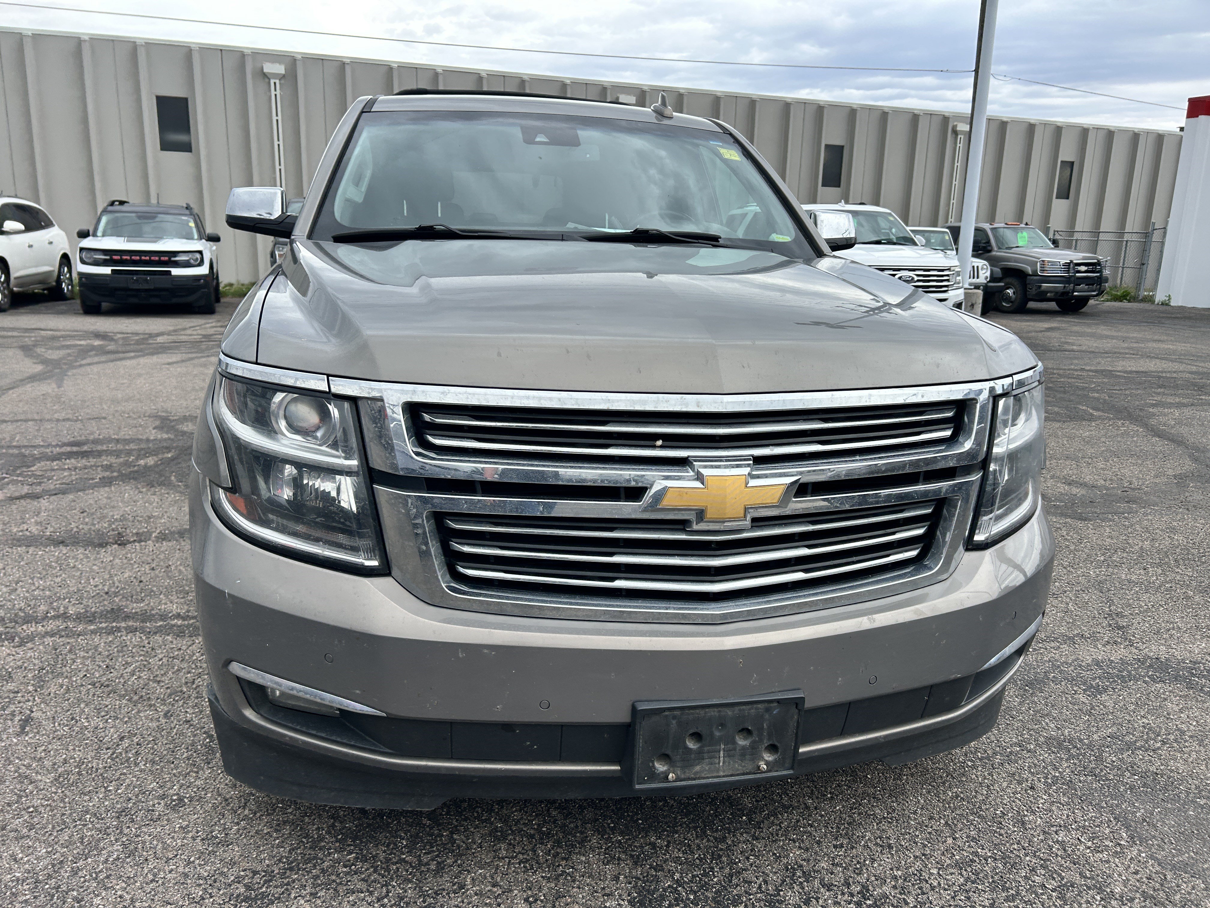 Used 2017 Chevrolet Tahoe Premier AWD/4WD image 8