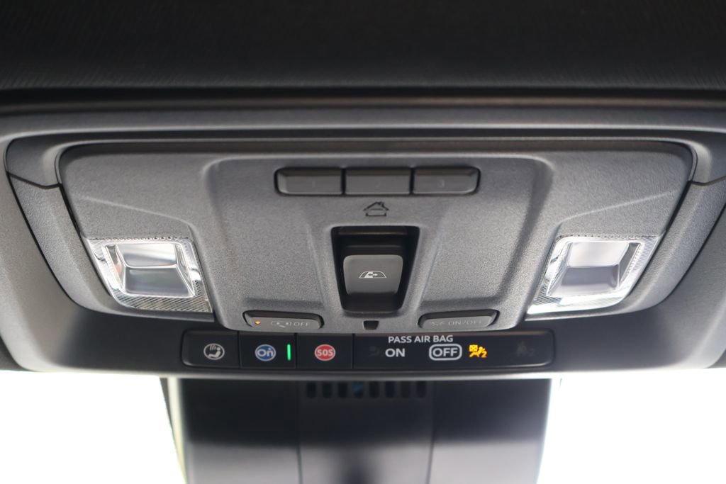 Certified 2024 Chevrolet Silverado 1500 ZR2 image 40