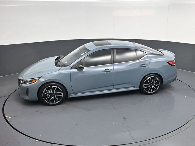 Used 2024 Nissan Sentra SR w/ SR Premium Package image 45