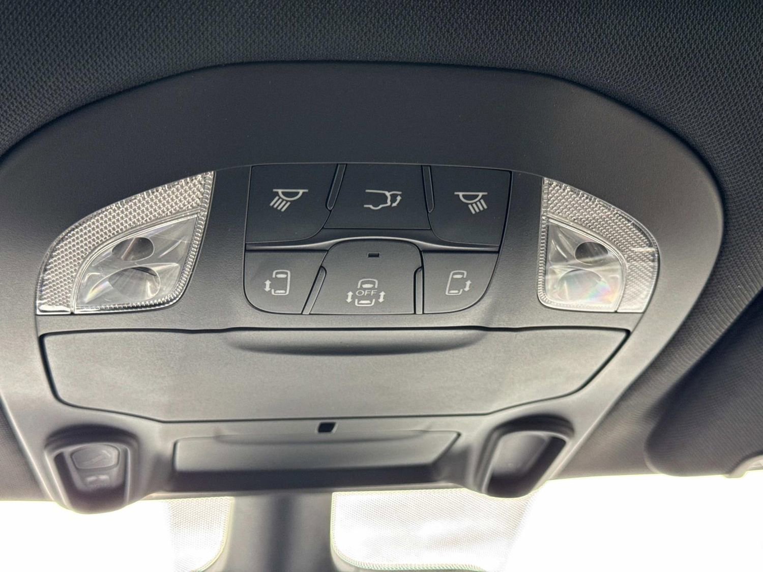 New 2026 Chrysler Pacifica Limited FWD image 25