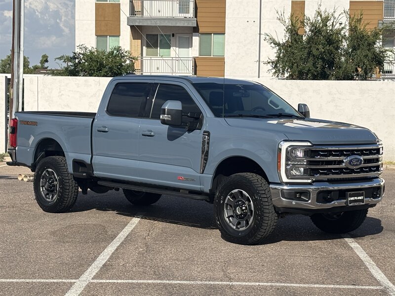 Used 2023 Ford F250 Lariat w/ Lariat Ultimate Package AWD/4WD image 2
