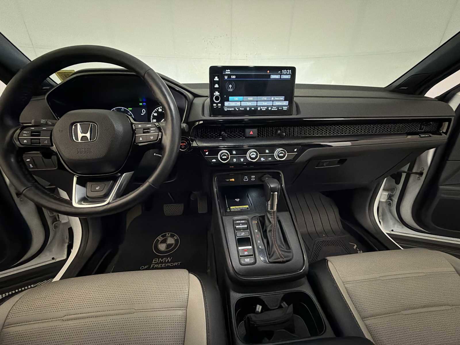 Used 2024 Honda CR-V Sport Touring image 14