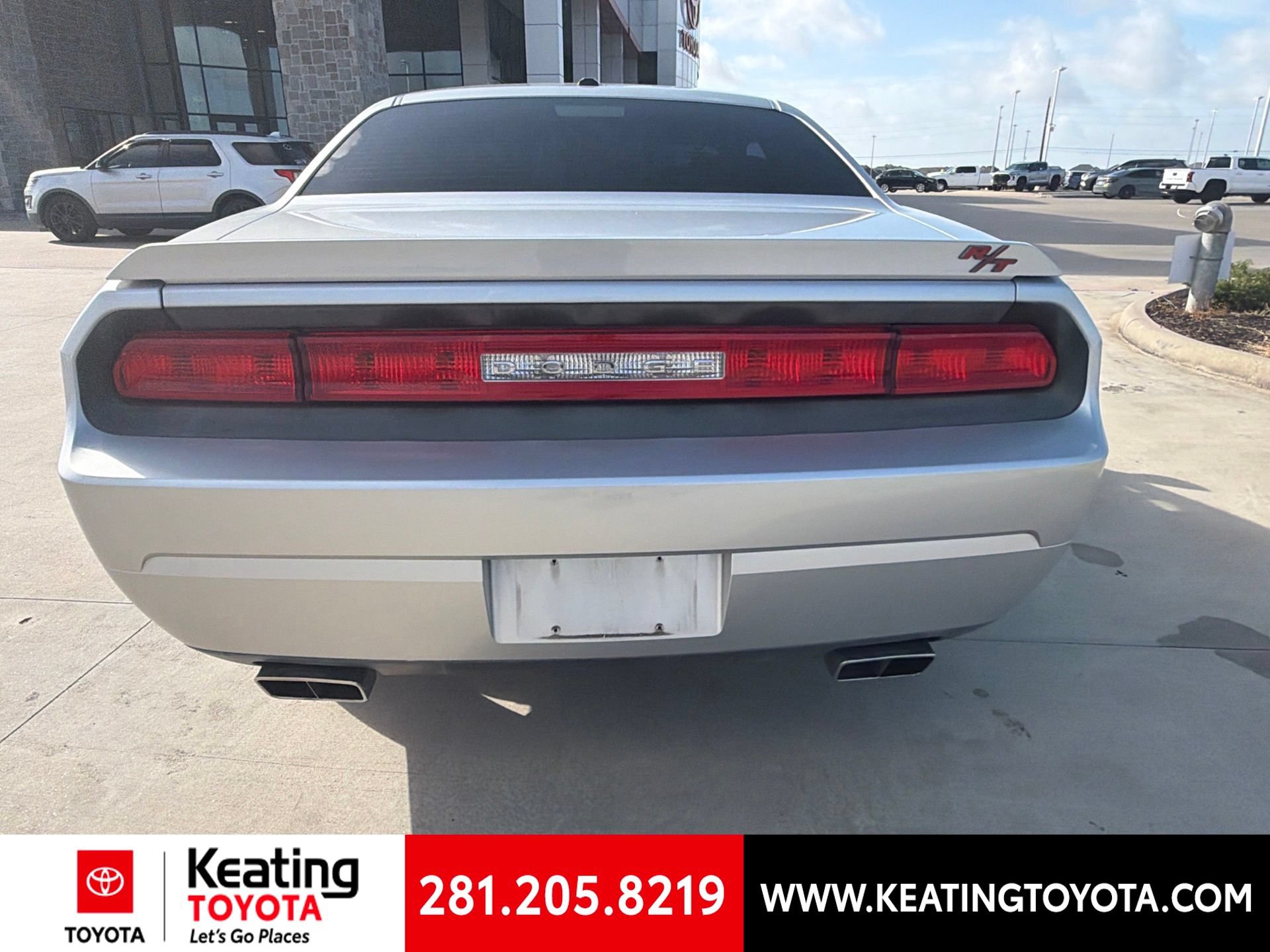Used 2009 Dodge Challenger R/T RWD image 4