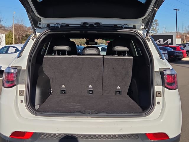 Used 2024 Jeep Compass Limited image 13