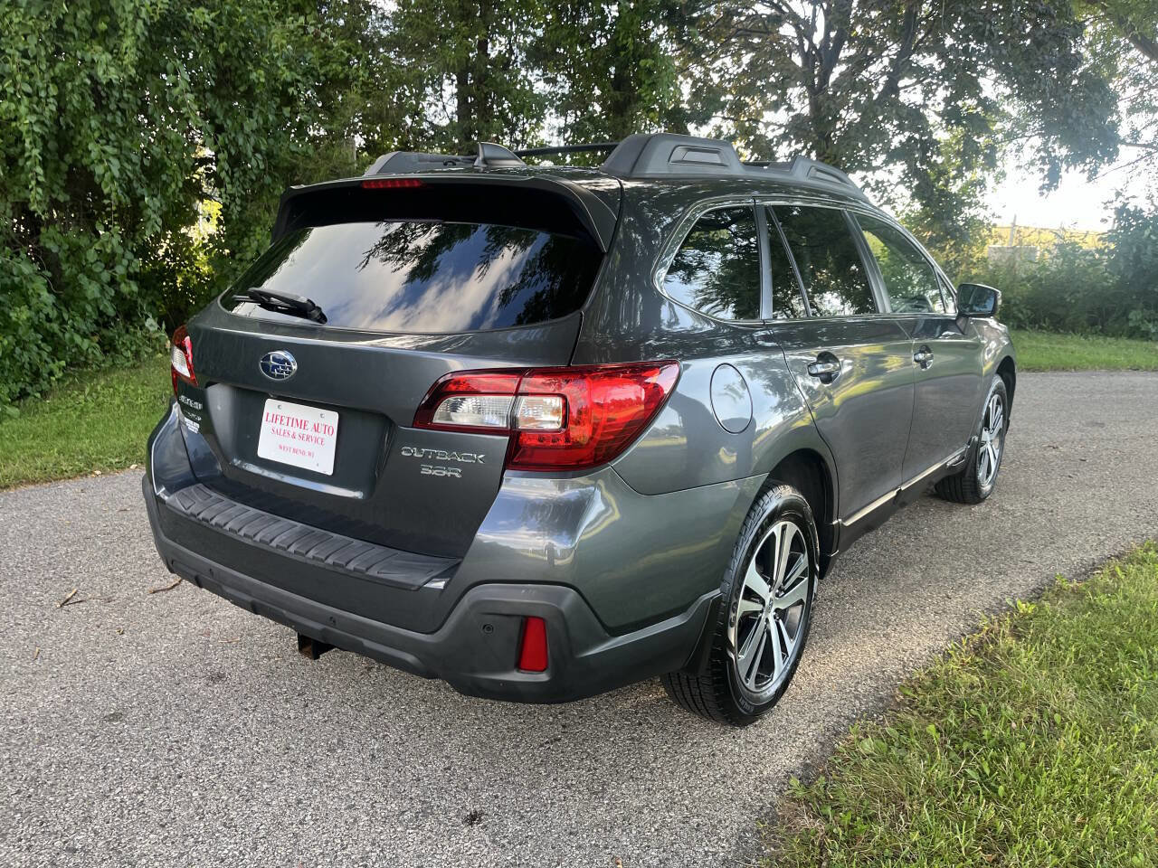 Used 2019 Subaru Outback 3.6R Limited image 5