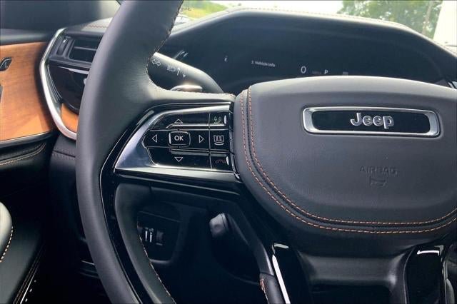 New 2026 Jeep Grand Cherokee Summit w/ Obsidian Package AWD/4WD image 41