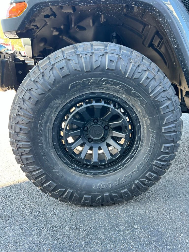 New 2026 Jeep Wrangler Sahara image 8