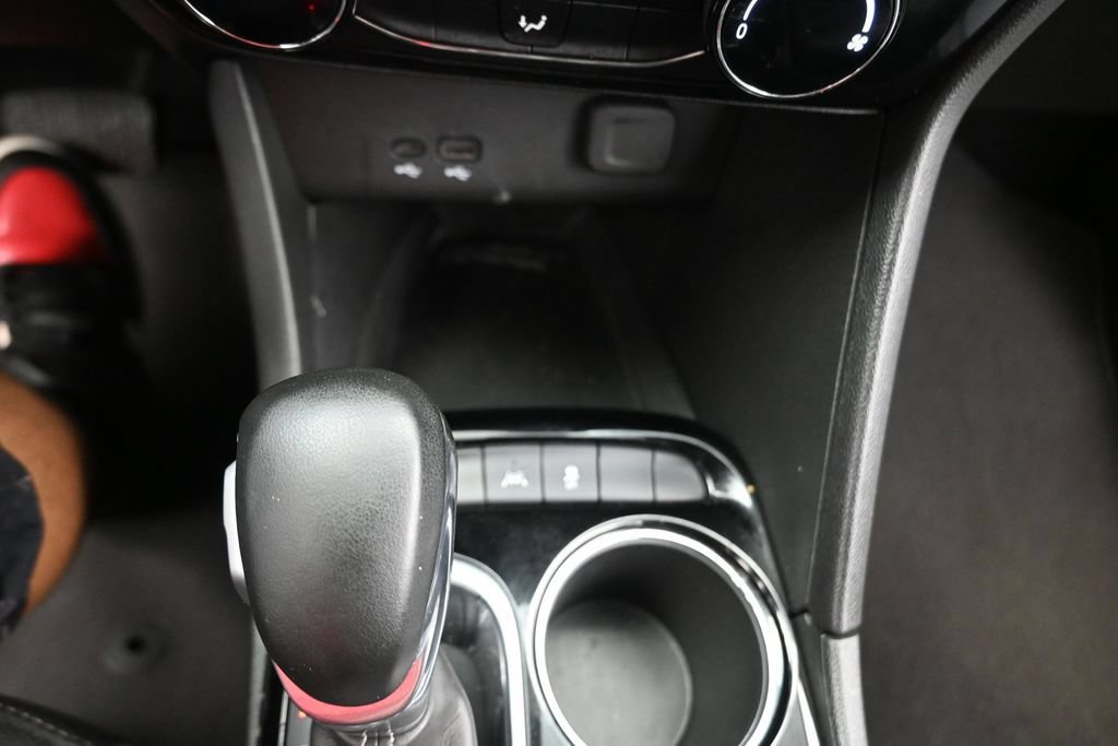 Used 2024 Buick Encore GX Sport Touring FWD image 13