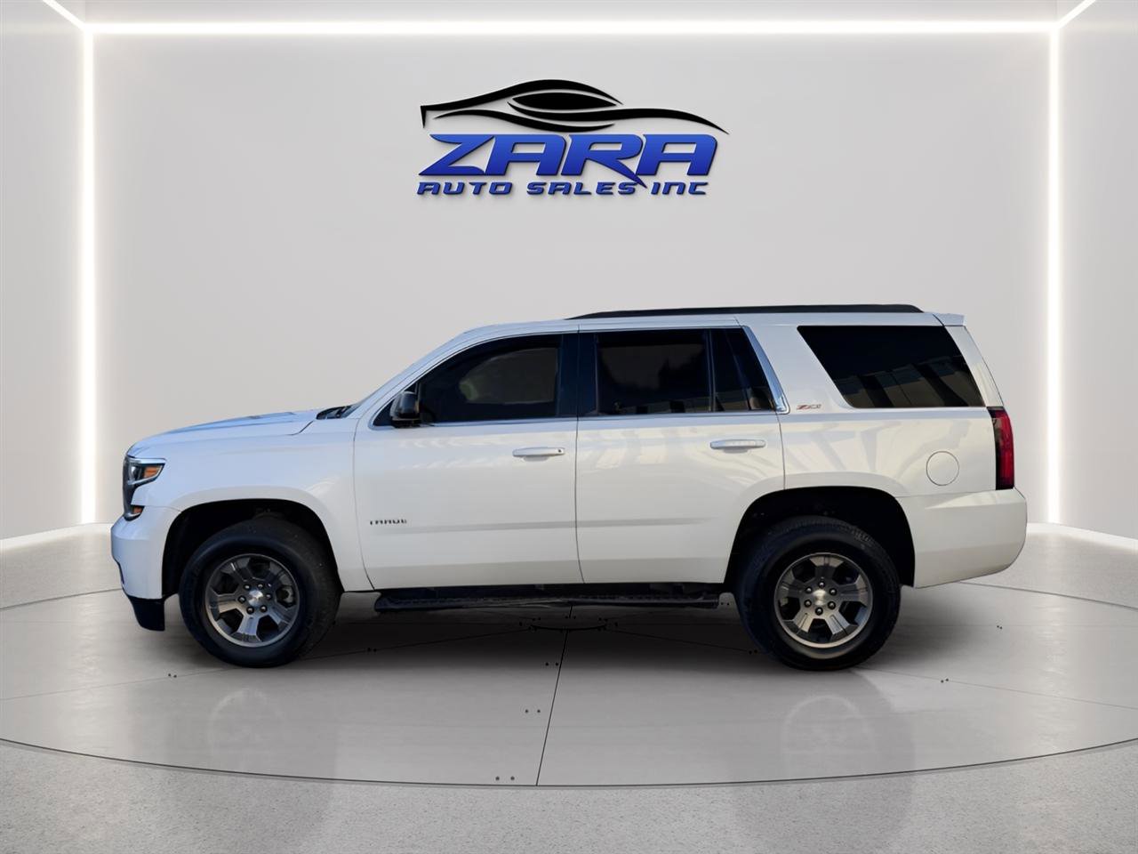 Used 2017 Chevrolet Tahoe LT AWD/4WD image 3