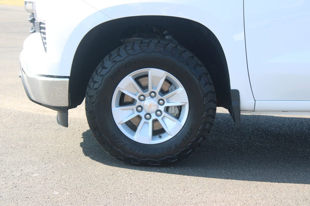 Used 2025 Chevrolet Silverado 1500 LT w/ Work Truck Package AWD/4WD image 18