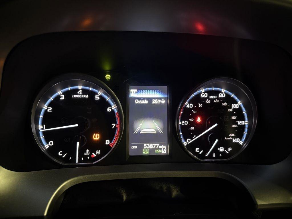 Used 2018 Toyota RAV4 XLE w/ Plus Extra Value Package AWD/4WD image 12