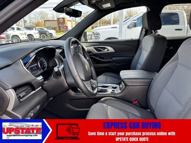 Used 2023 Chevrolet Traverse LT w/ Rear Camera Mirror Package image 7